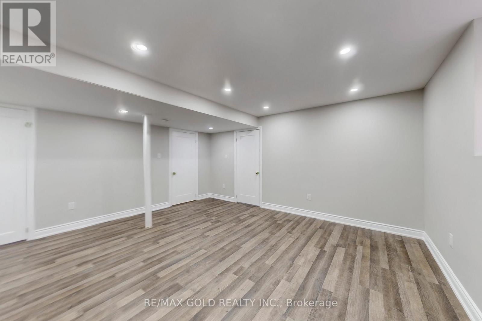 189 Kingsview Boulevard, Toronto, Ontario  M9R 1V7 - Photo 48 - W13679866
