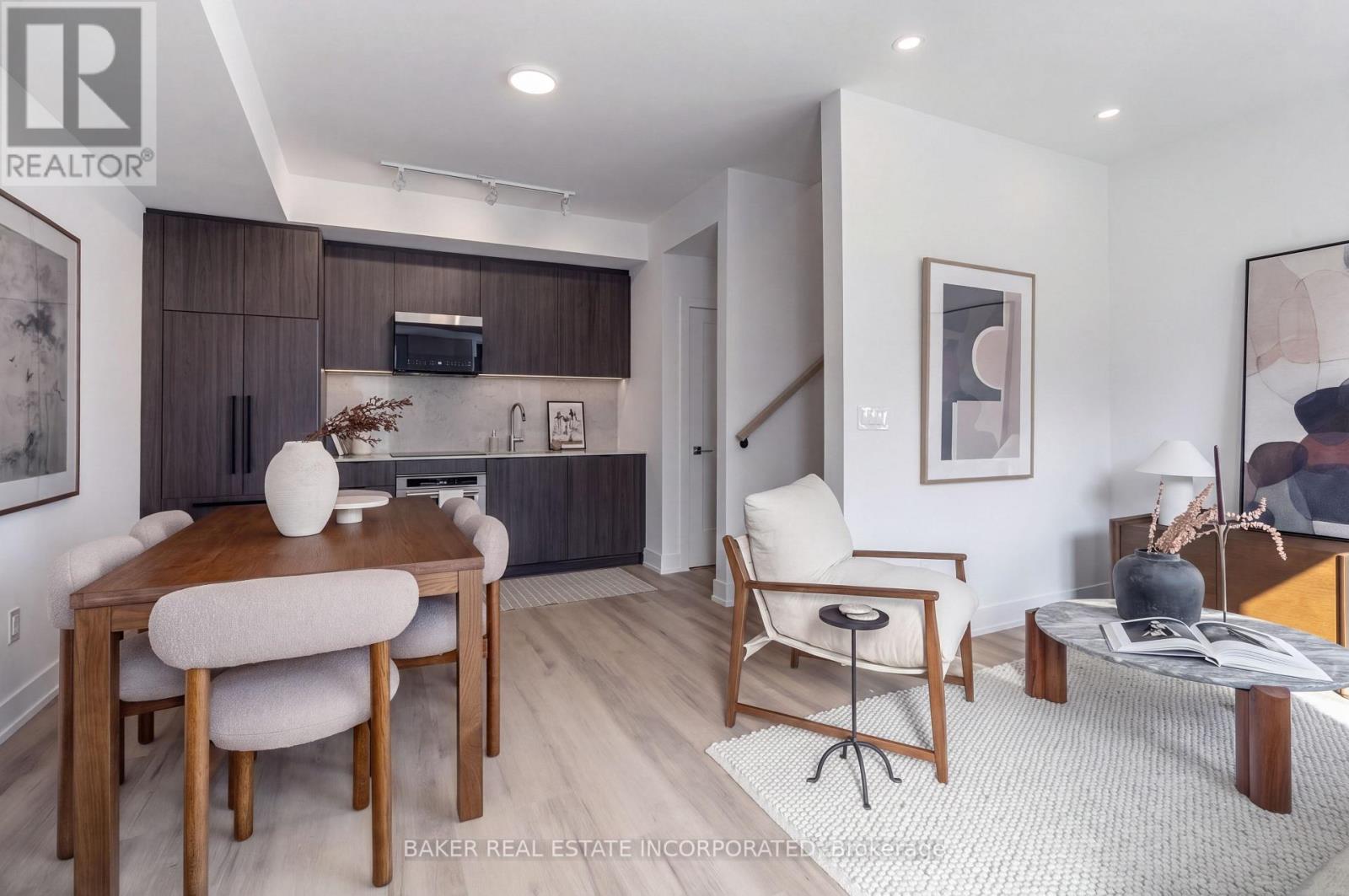 5 - 251 Masonry Way, Mississauga, Ontario  L5H 0B3 - Photo 2 - W13679886