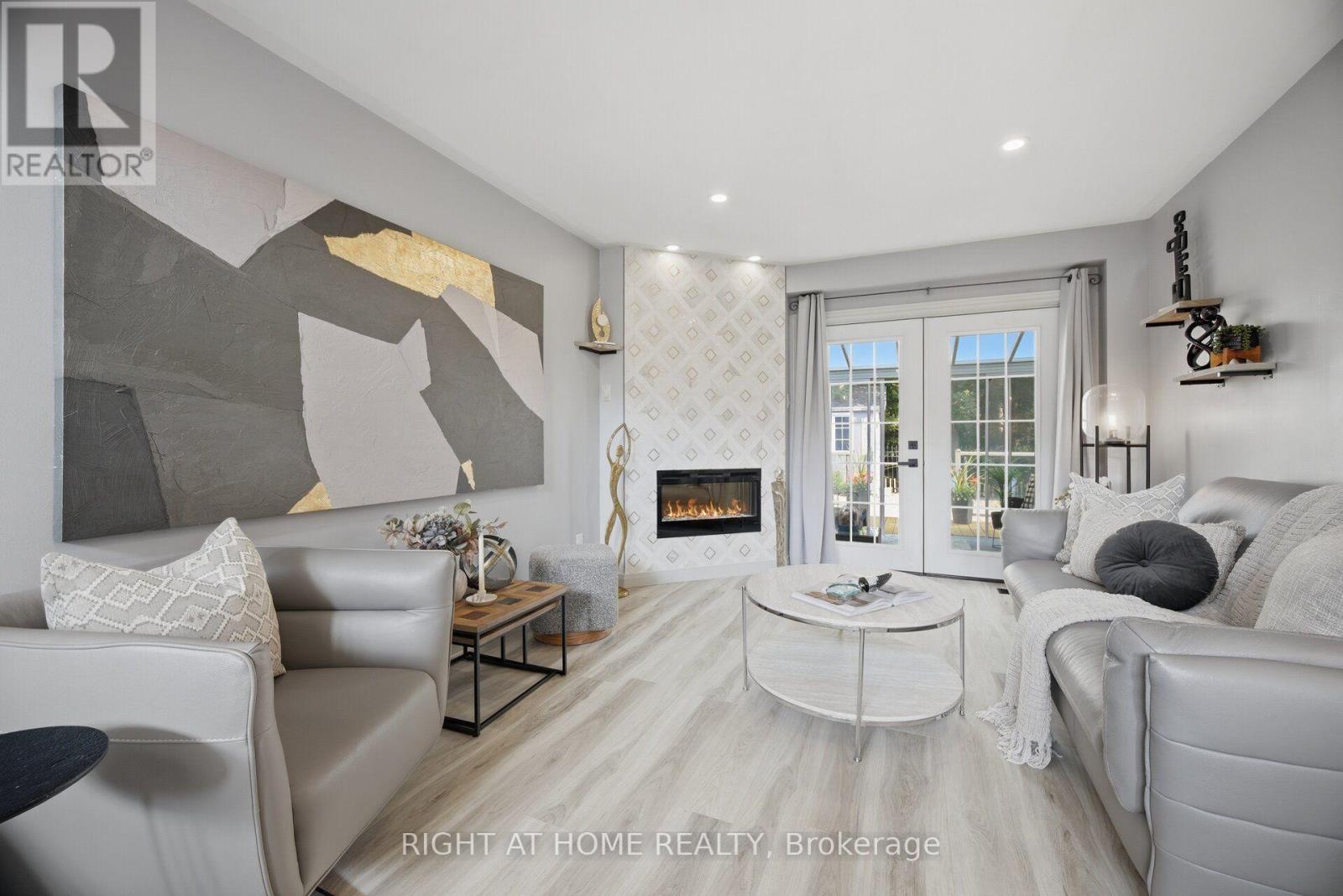 3064 Lakeshore Road W, Oakville, Ontario  L6L 1J2 - Photo 14 - W13679904