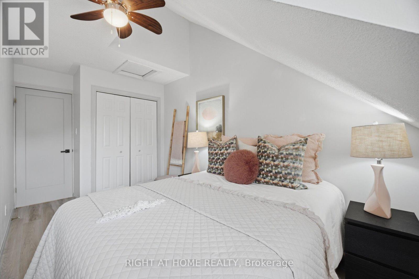 3064 Lakeshore Road W, Oakville, Ontario  L6L 1J2 - Photo 29 - W13679904