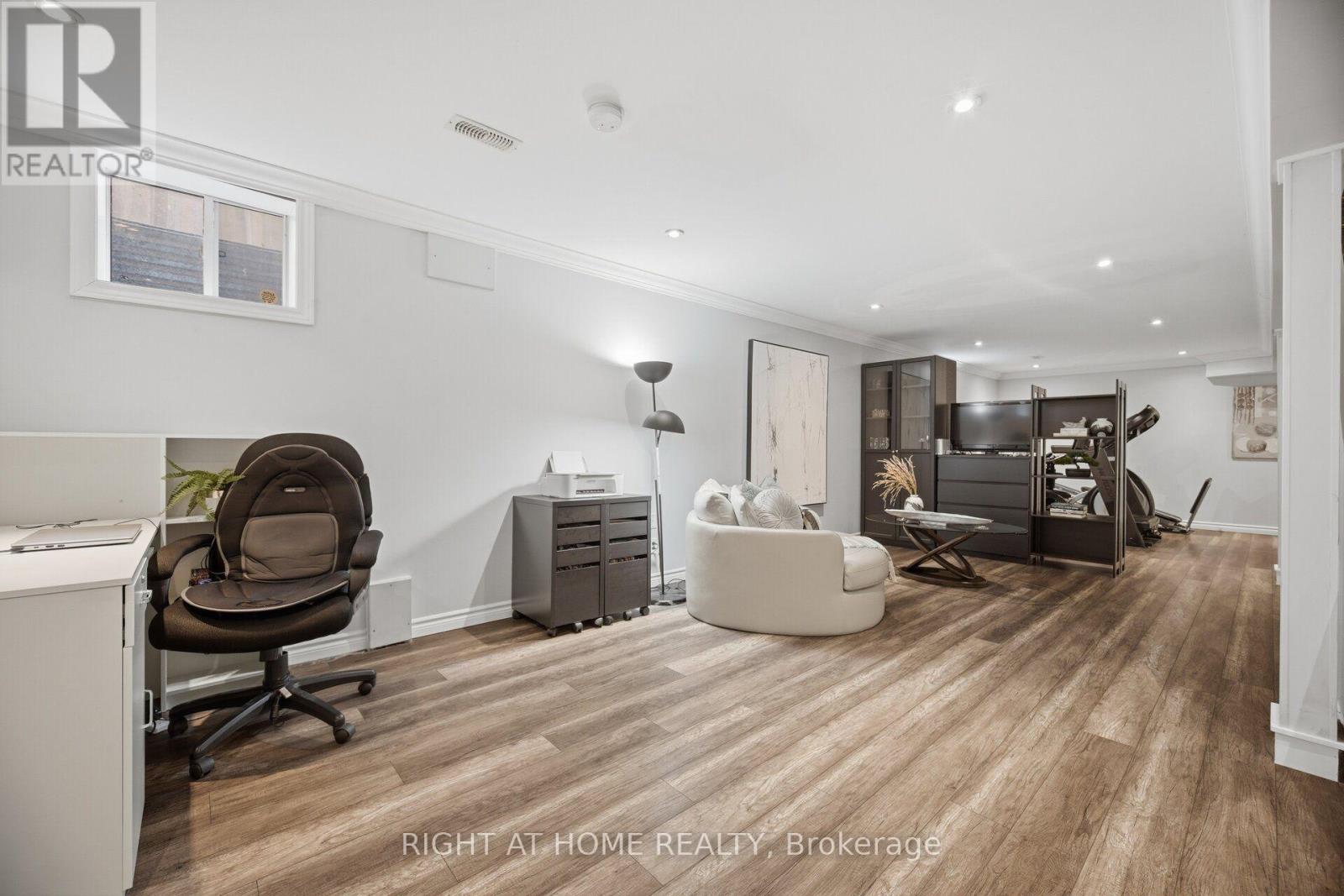 3064 Lakeshore Road W, Oakville, Ontario  L6L 1J2 - Photo 33 - W13679904