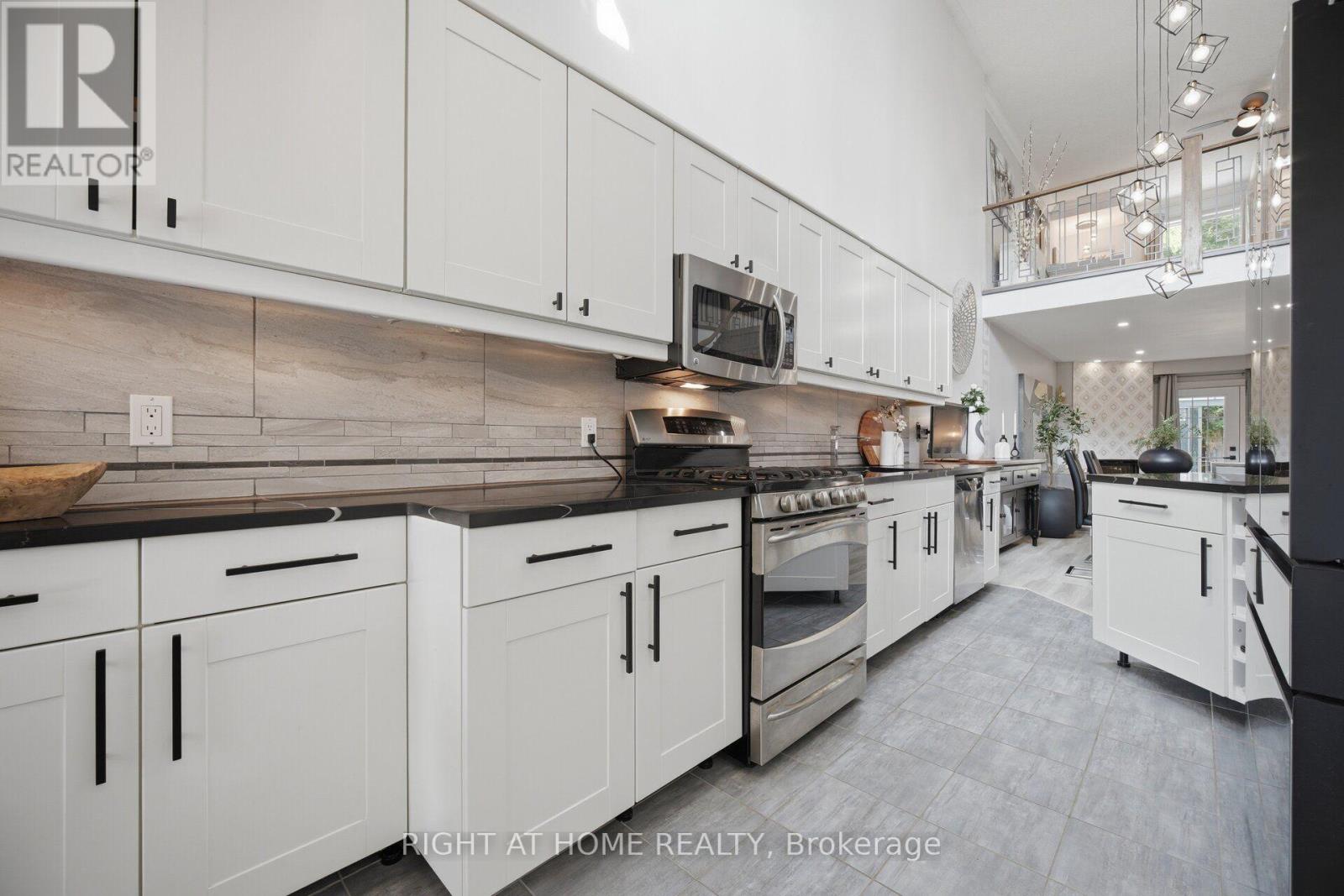 3064 Lakeshore Road W, Oakville, Ontario  L6L 1J2 - Photo 9 - W13679904