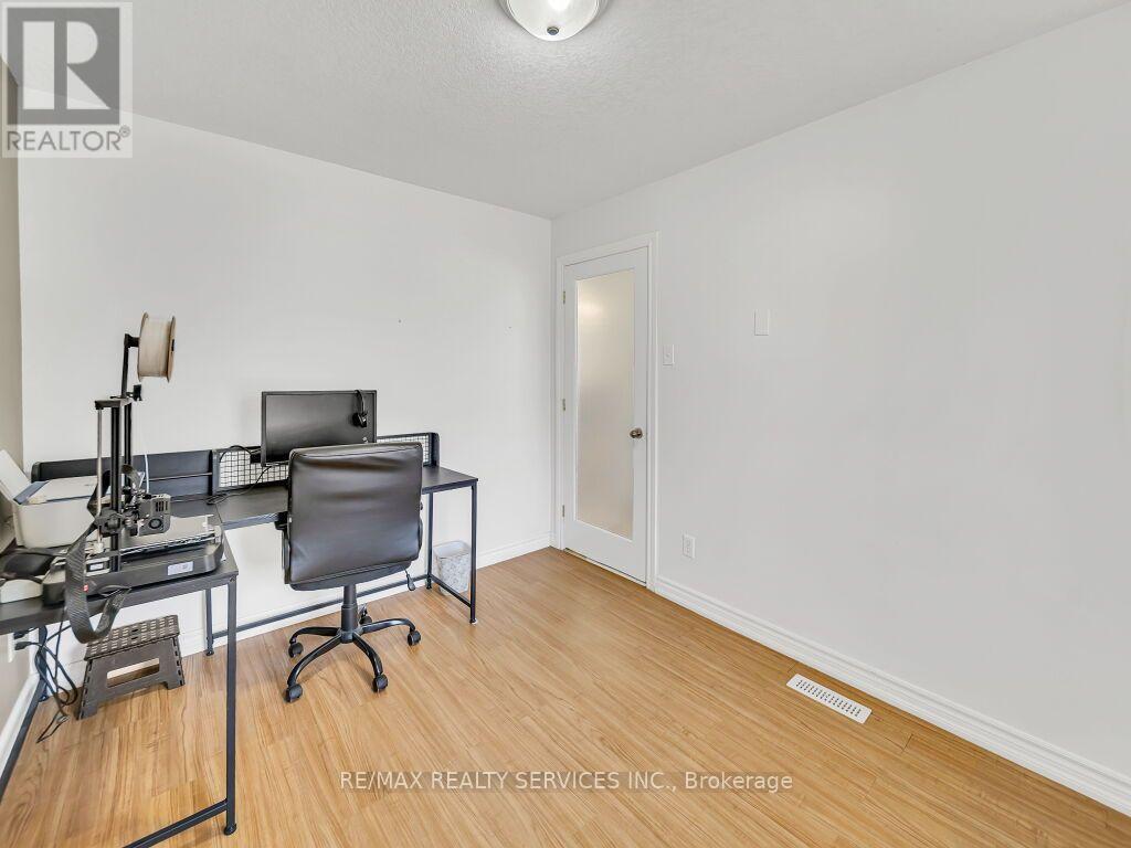 65 Moore Street, St. Thomas, Ontario  N5R 3W4 - Photo 18 - X13679828