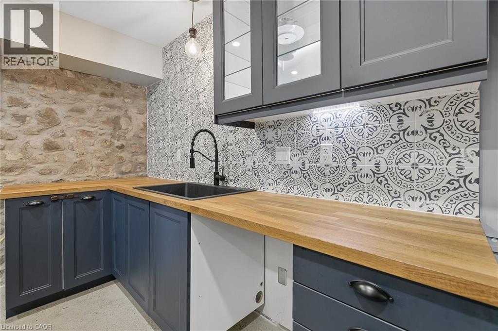 24 Davidson Street, Cambridge, Ontario  N1S 2T9 - Photo 7 - 40830992