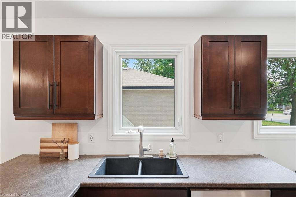 491 St George Street E, Centre Wellington, Ontario  N1M 1K9 - Photo 17 - 40854645