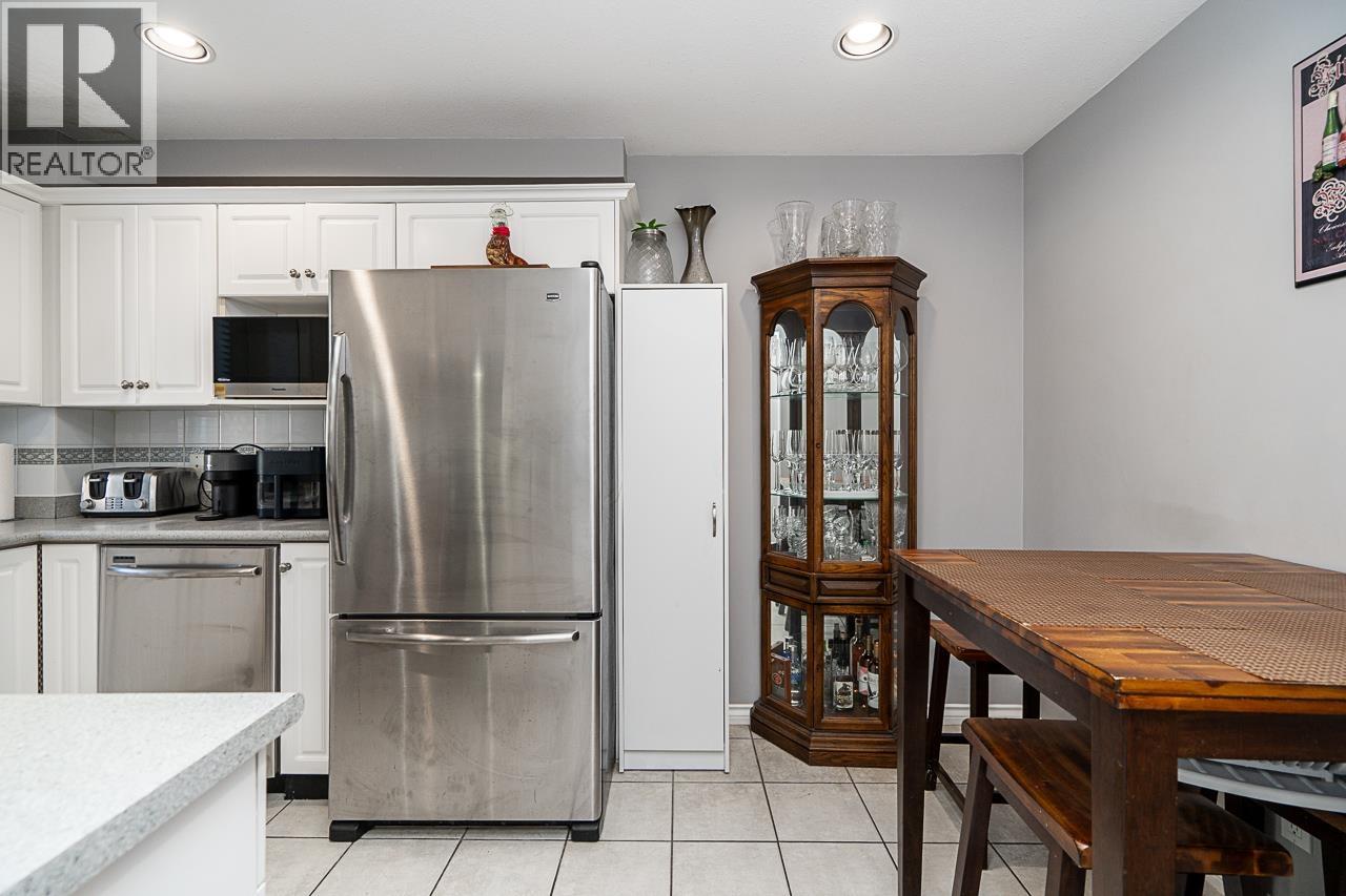 2 1130 Hachey Avenue, Coquitlam, British Columbia  V3K 2H4 - Photo 9 - R3156087