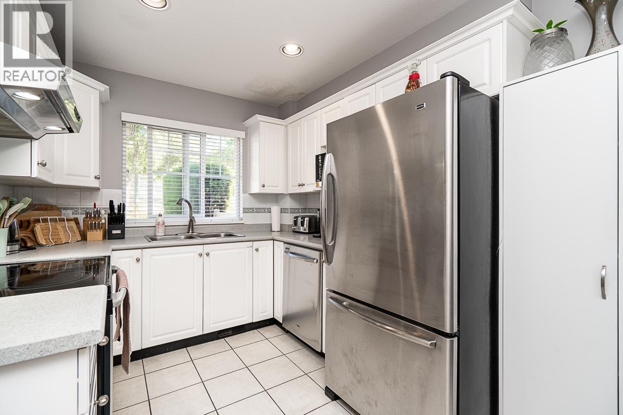 2 1130 Hachey Avenue, Coquitlam, British Columbia  V3K 2H4 - Photo 7 - R3156087