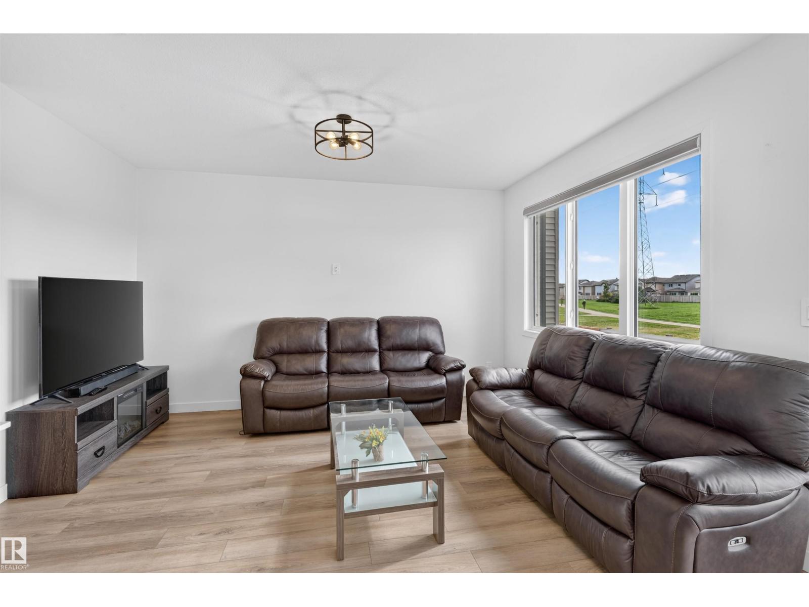 1676 27 St NW, Edmonton, Alberta  T6T 2T8 - Photo 13 - E4504014