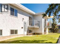 4, 4503 75 Street NW, Calgary, Alberta