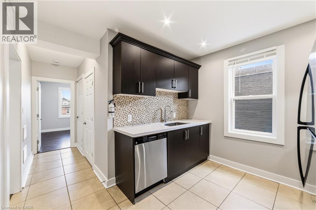 1544 KING Street E Unit# 301, Hamilton, Ontario