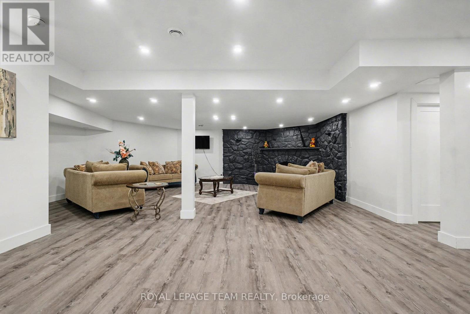 1570 River Road, Ottawa, Ontario K4M 1B4 - Photo 3 - X13679928