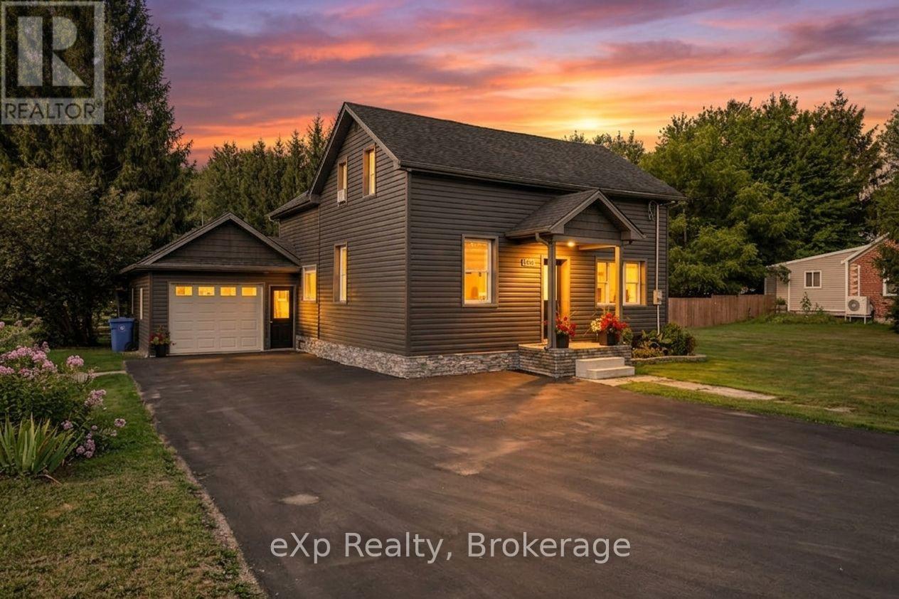 1060 SANDERSON STREET, Howick, Ontario
