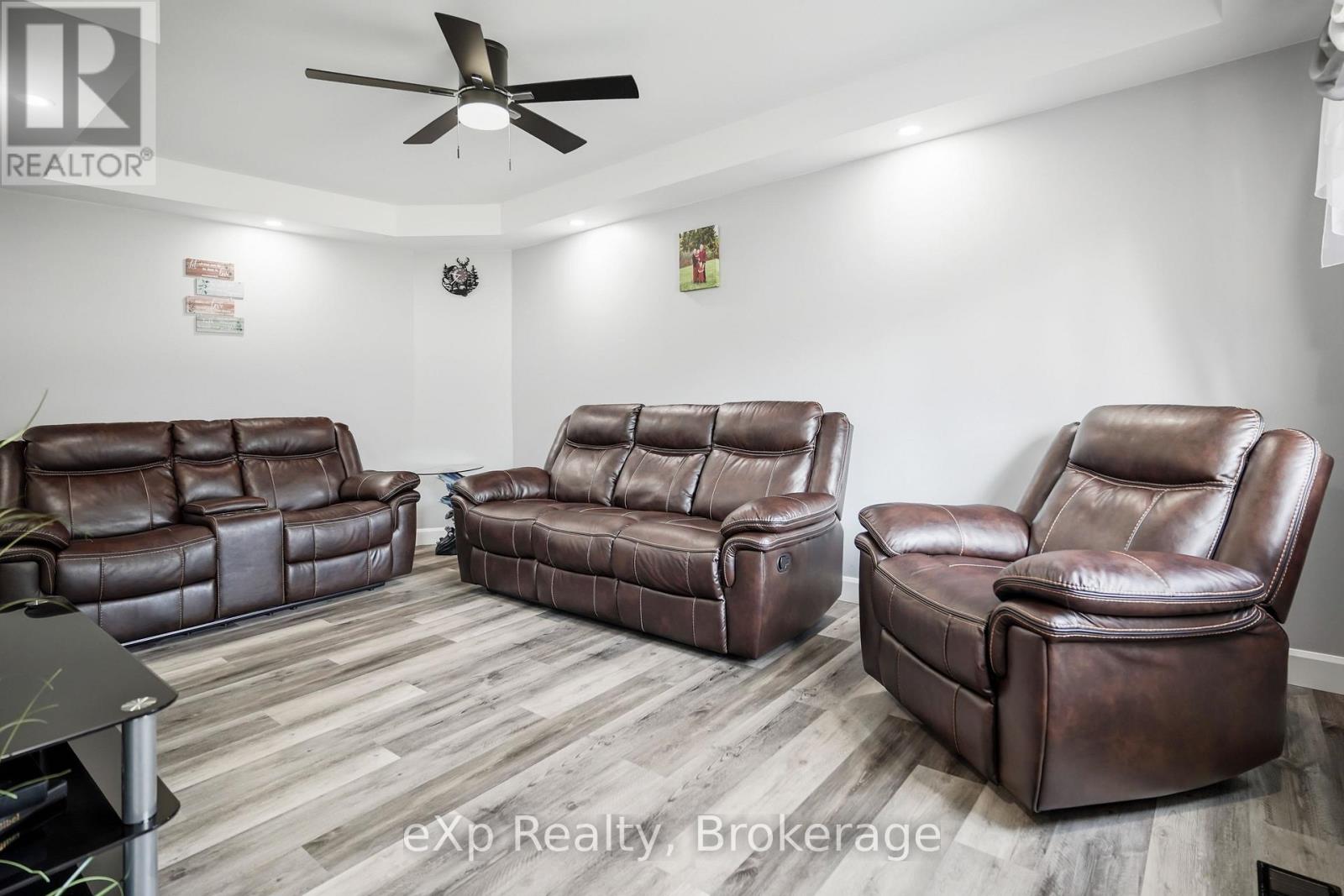 1060 Sanderson Street, Howick, Ontario  N0G 2X0 - Photo 4 - X13679912