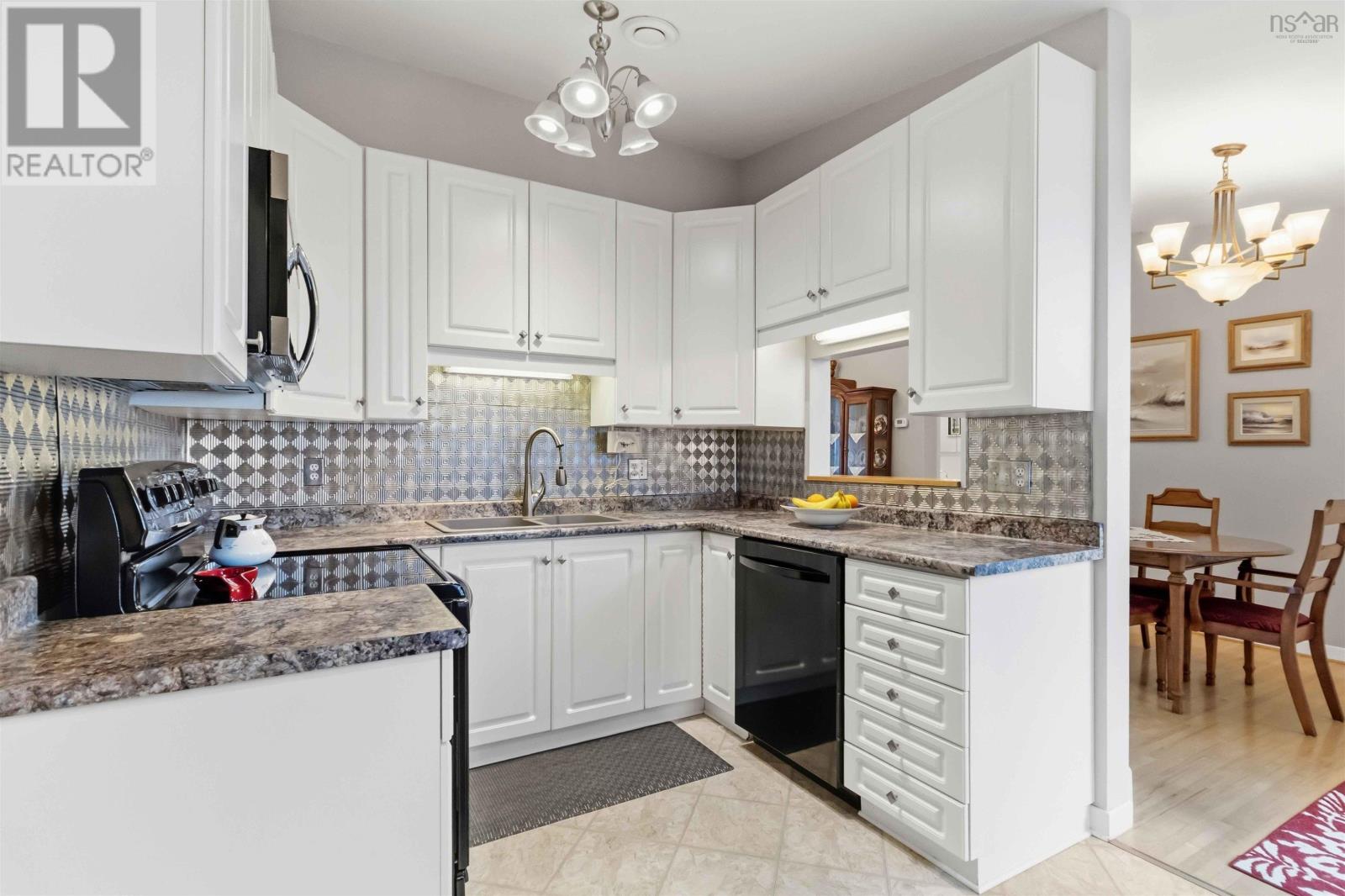 52 Flamingo Drive, Halifax, Nova Scotia  B3M 1S9 - Photo 18 - 202610578