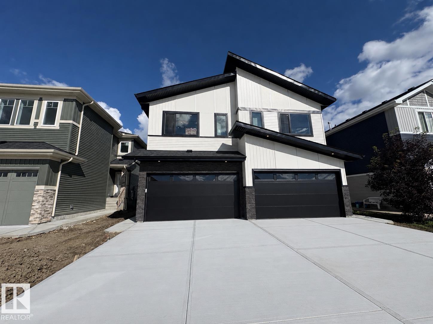 10707 98 ST, Morinville