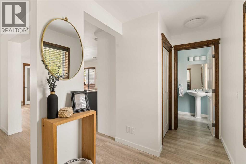 4331 Elgin Avenue SE, Calgary, Alberta  T2Z 4N5 - Photo 2 - A2331733