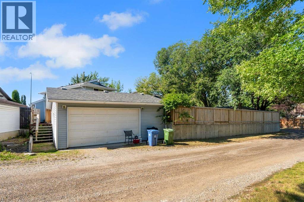 36 Mckerrell Court SE, Calgary, Alberta  T2Z 1M9 - Photo 40 - A2332785