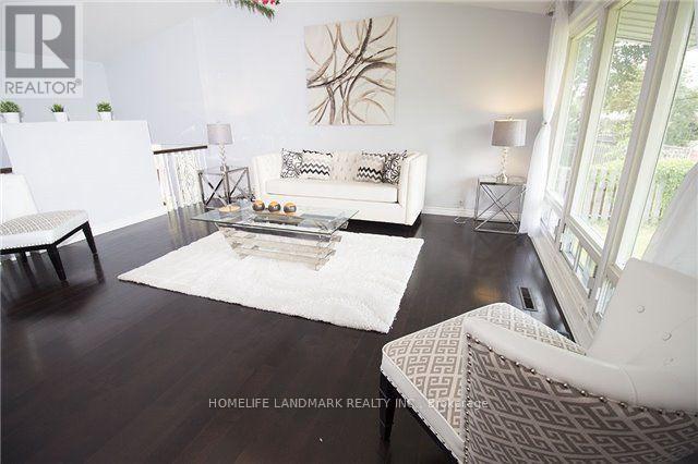24 Highbrook Drive, Toronto, Ontario  M1P 3L3 - Photo 2 - E13679936