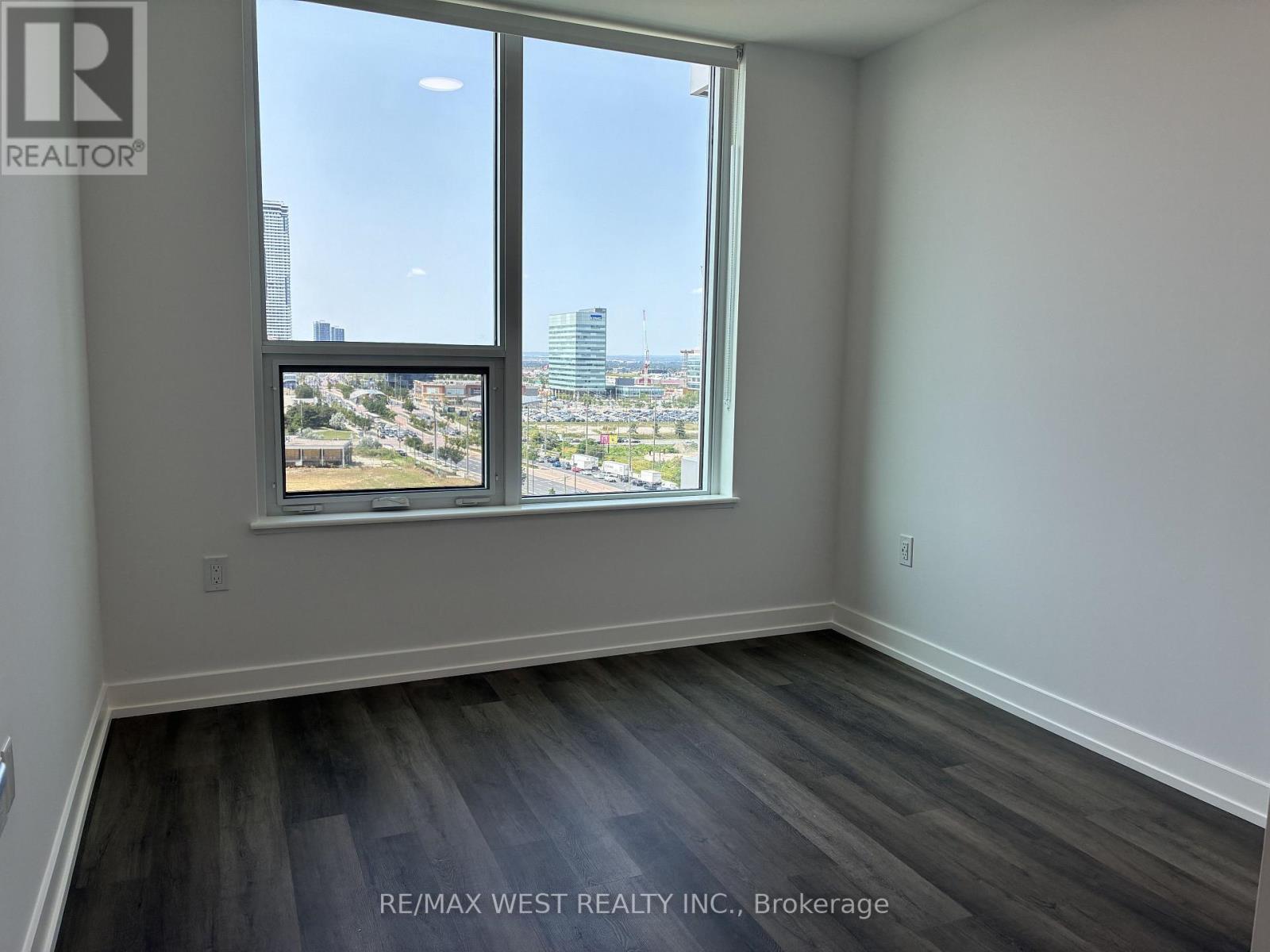 1004 - 21 Meadowdale Road, Vaughan, Ontario  L4K 0H6 - Photo 10 - N13679892