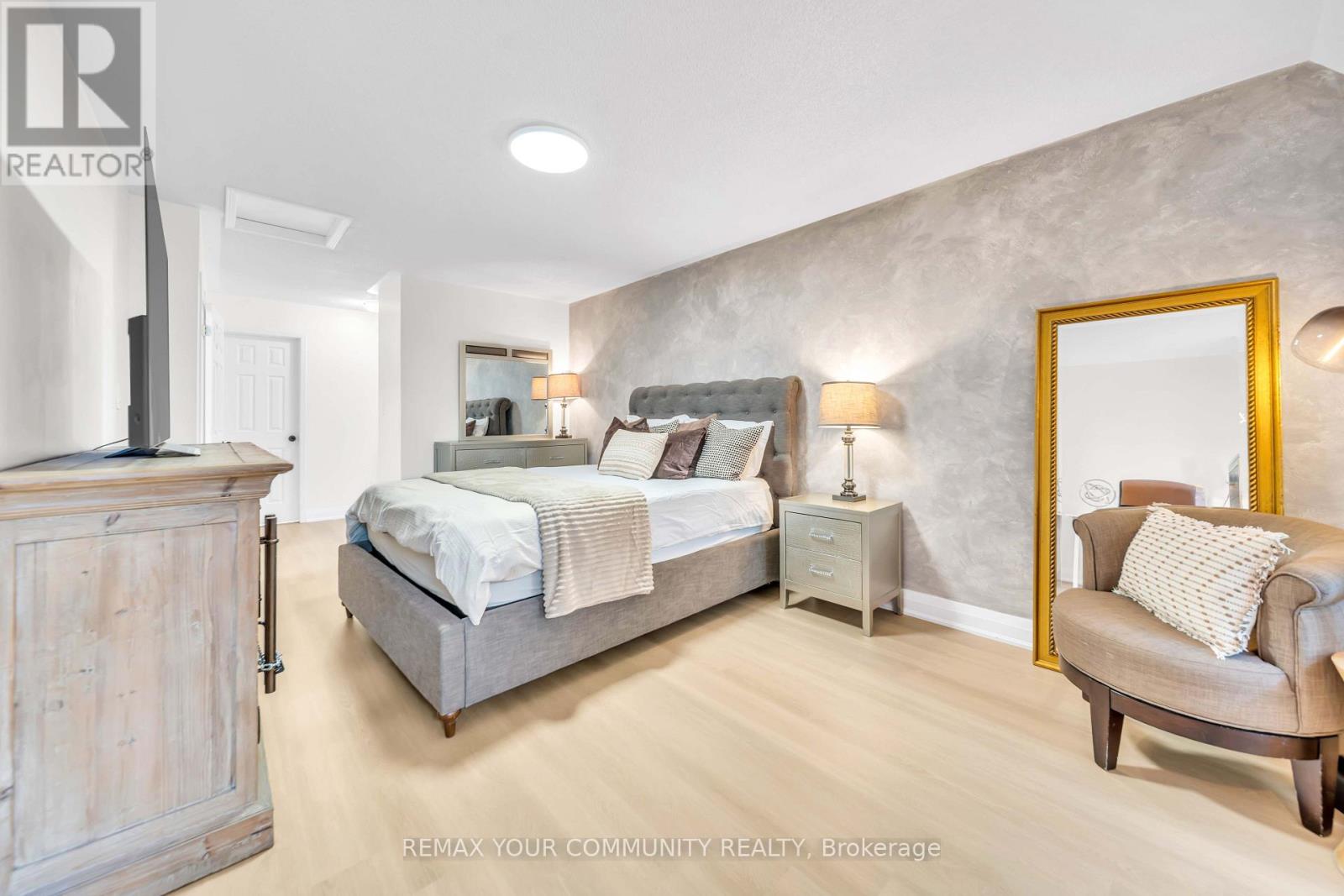 26 Ted Wray Circle, Toronto, Ontario  M3L 0G5 - Photo 18 - W13658110