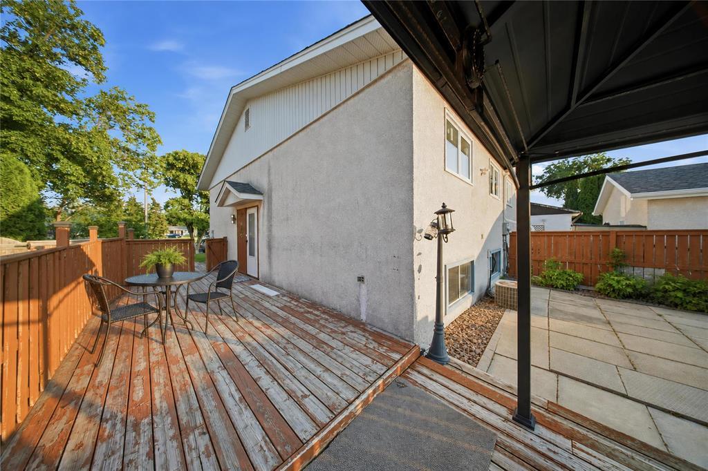 331 Meadowood Drive, Winnipeg, Manitoba  R2M 4N9 - Photo 32 - 202619306