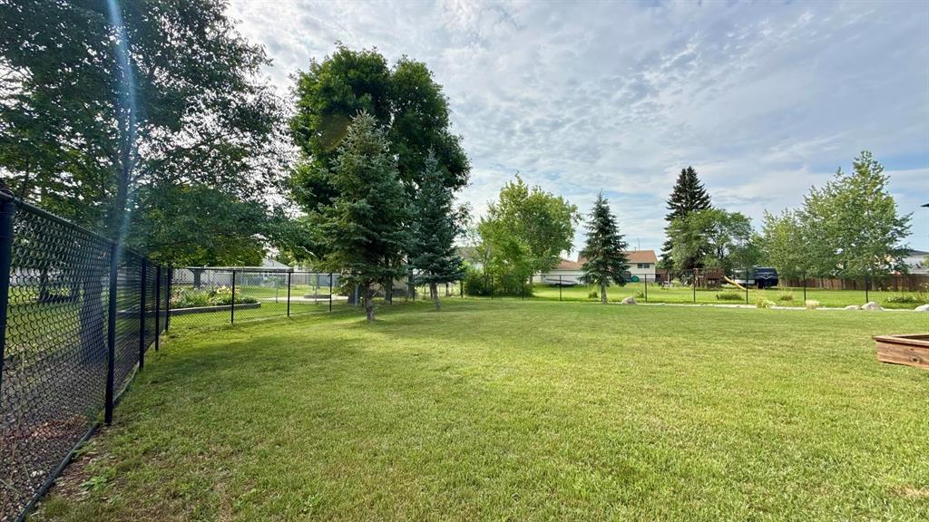48 Brentwood Drive, Steinbach, Manitoba  R5G 0Y4 - Photo 28 - 202619880