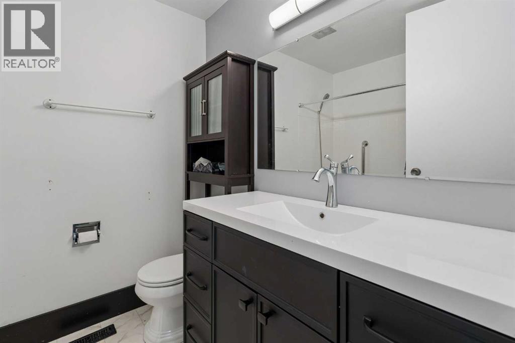 2524 106 Avenue SW, Calgary, Alberta  T2W 2H9 - Photo 11 - A2335293