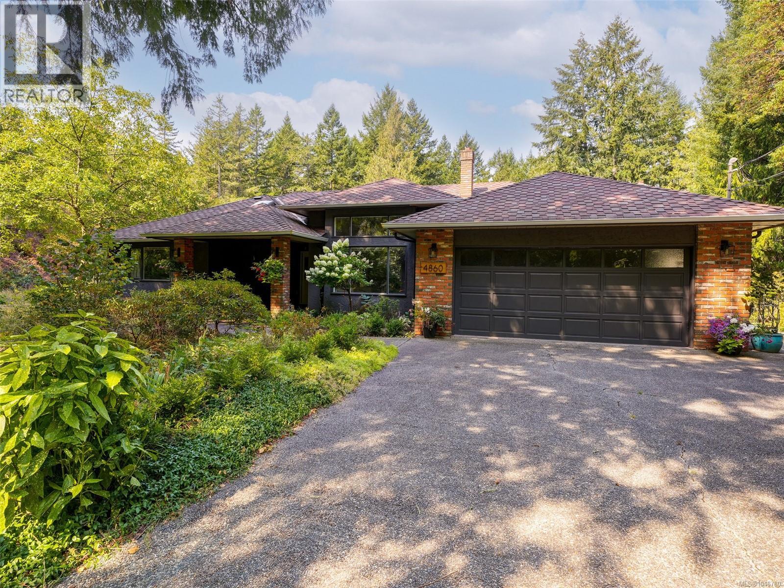 4860 Excelsior Rd, Saanich, British Columbia