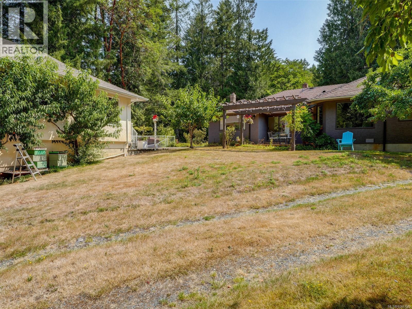 4860 Excelsior Rd, Saanich, British Columbia  V9E 2E5 - Photo 28 - 1046780