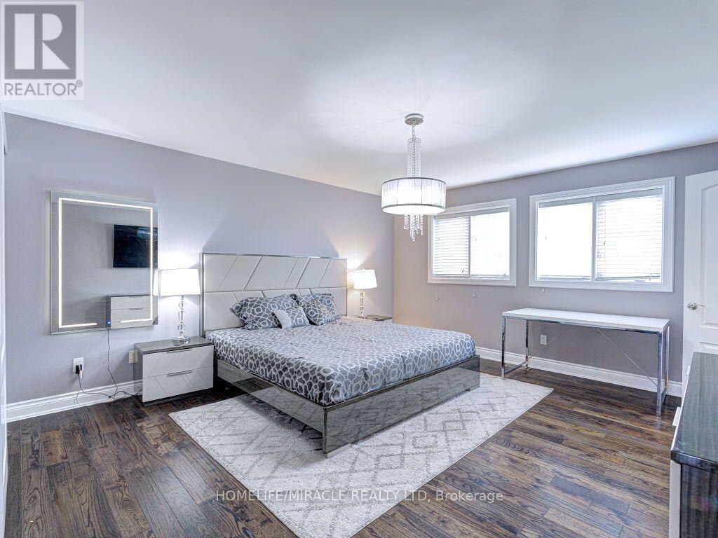 5437 Royal Aberdeen Drive, Mississauga, Ontario L4Z 3W2 - Photo 10 - W13678480