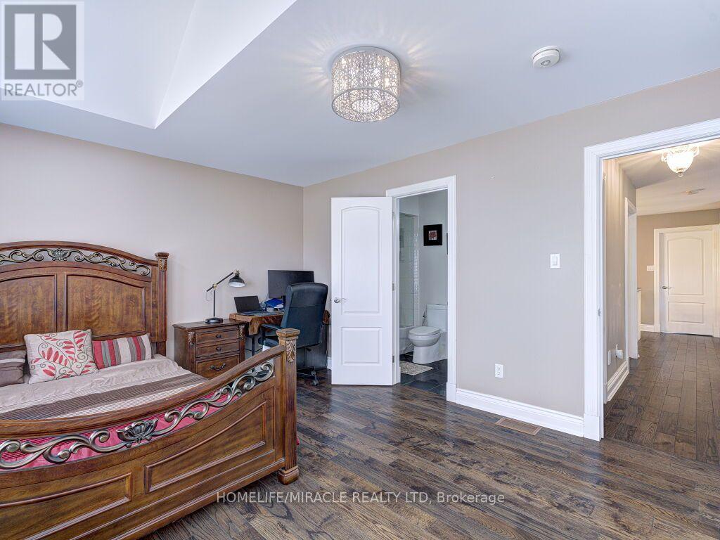 5437 Royal Aberdeen Drive, Mississauga, Ontario L4Z 3W2 - Photo 14 - W13678480