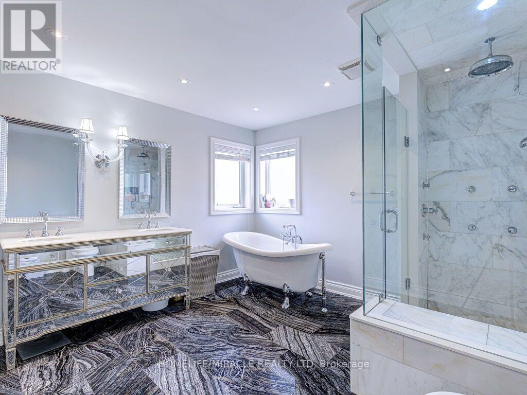 5437 Royal Aberdeen Drive, Mississauga, Ontario L4Z 3W2 - Photo 11 - W13678480