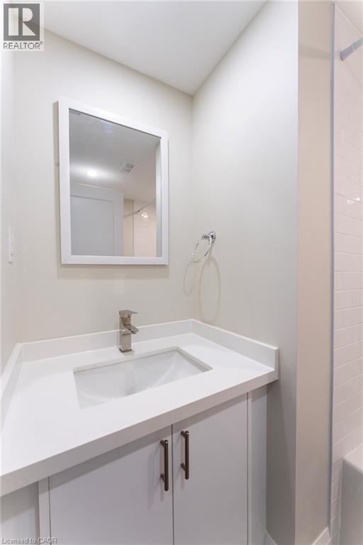 700 Lawrence Road Unit# 103, Hamilton, Ontario  L8K 1Z5 - Photo 10 - 40852090