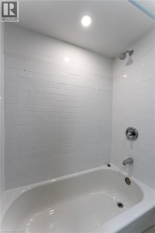 700 Lawrence Road Unit# 103, Hamilton, Ontario  L8K 1Z5 - Photo 11 - 40852090