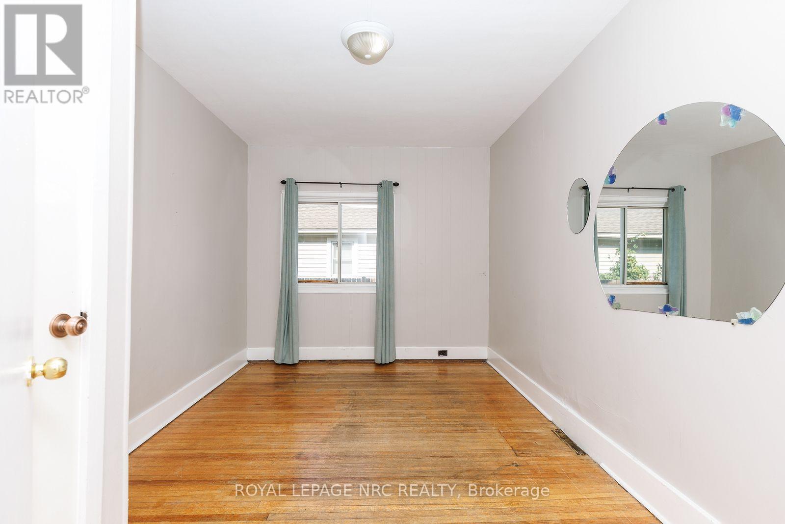 242 Henrietta Street, Fort Erie, Ontario  L2A 2K7 - Photo 12 - X13679970
