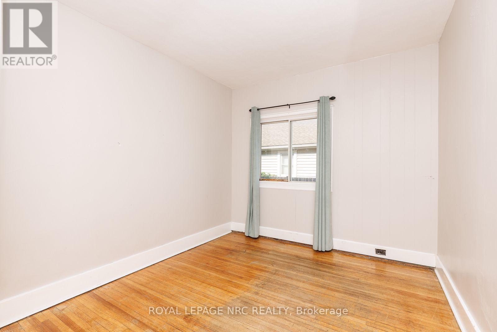 242 Henrietta Street, Fort Erie, Ontario  L2A 2K7 - Photo 13 - X13679970