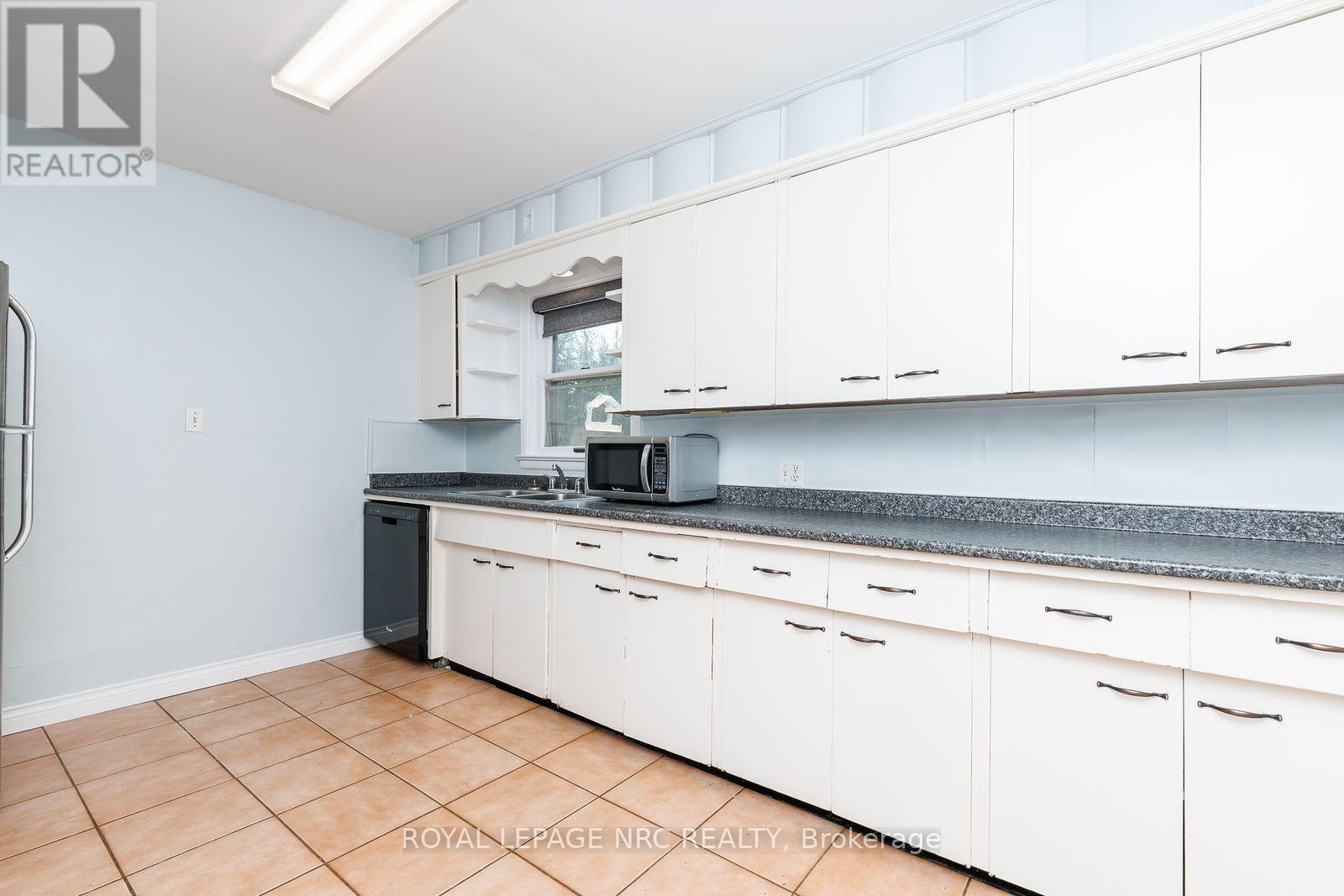 242 Henrietta Street, Fort Erie, Ontario  L2A 2K7 - Photo 24 - X13679970