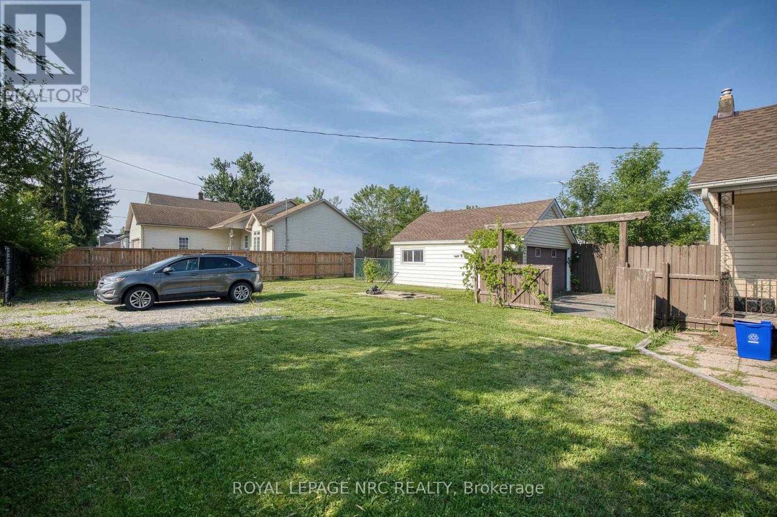 242 Henrietta Street, Fort Erie, Ontario  L2A 2K7 - Photo 6 - X13679970