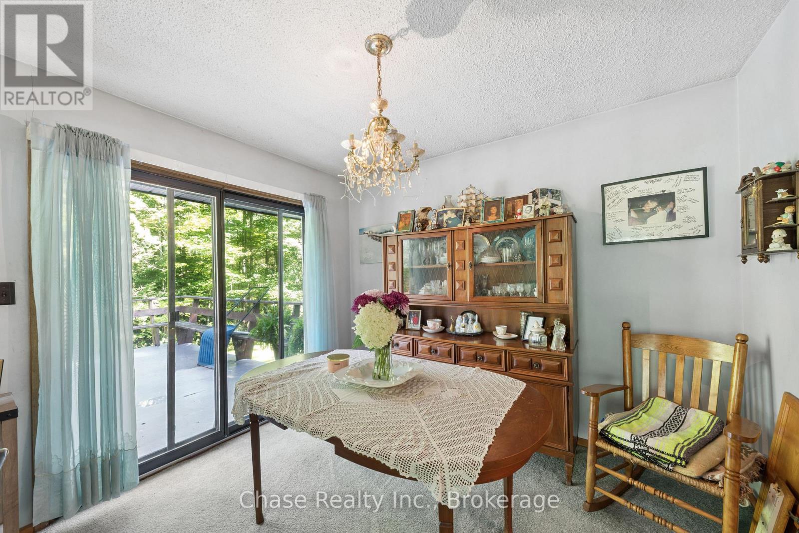 655 Tiny Beaches Road N, Tiny, Ontario  L0L 2J0 - Photo 13 - S13679946