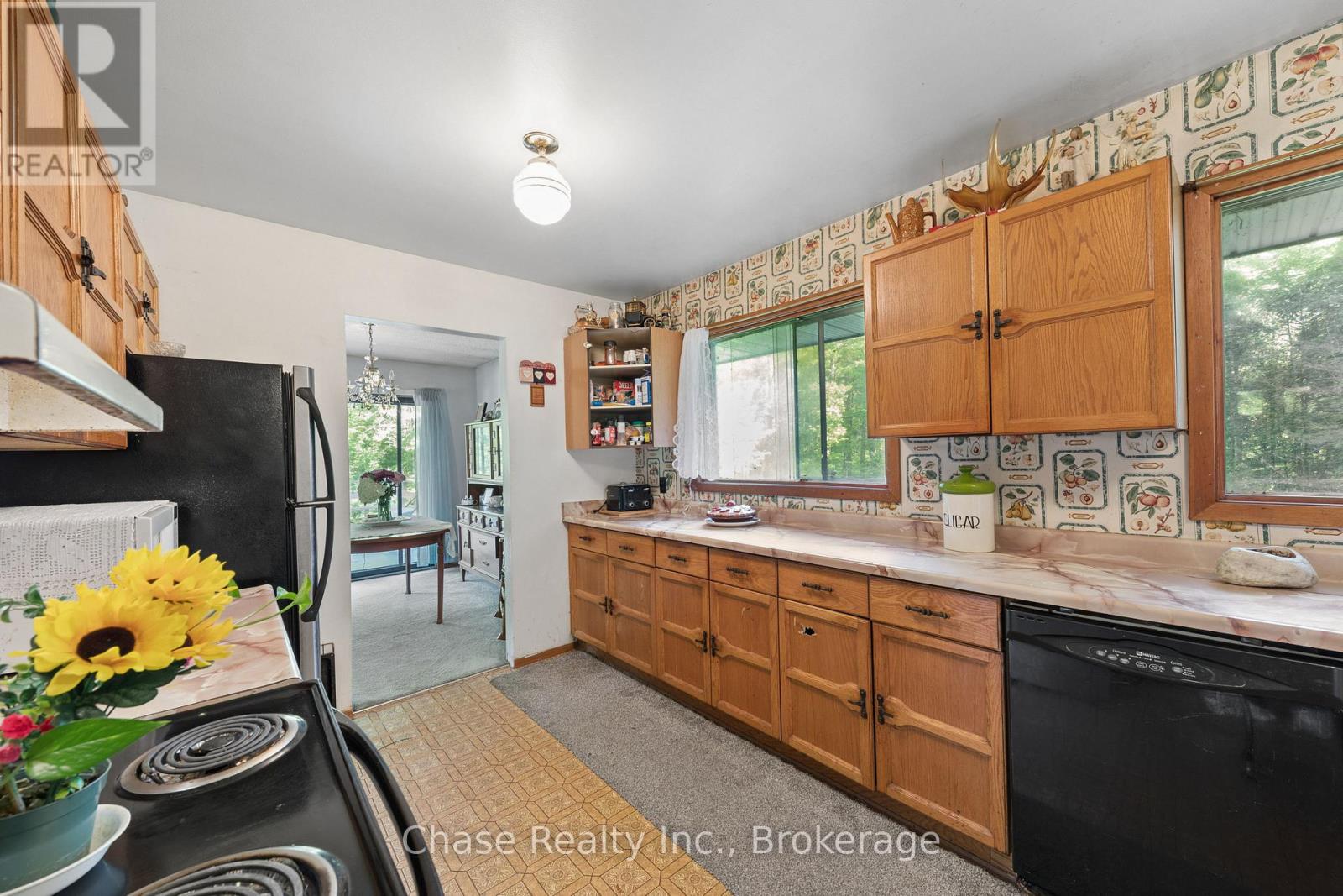 655 Tiny Beaches Road N, Tiny, Ontario  L0L 2J0 - Photo 17 - S13679946