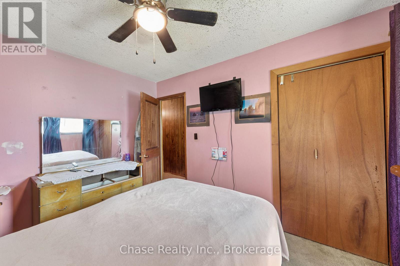655 Tiny Beaches Road N, Tiny, Ontario  L0L 2J0 - Photo 22 - S13679946