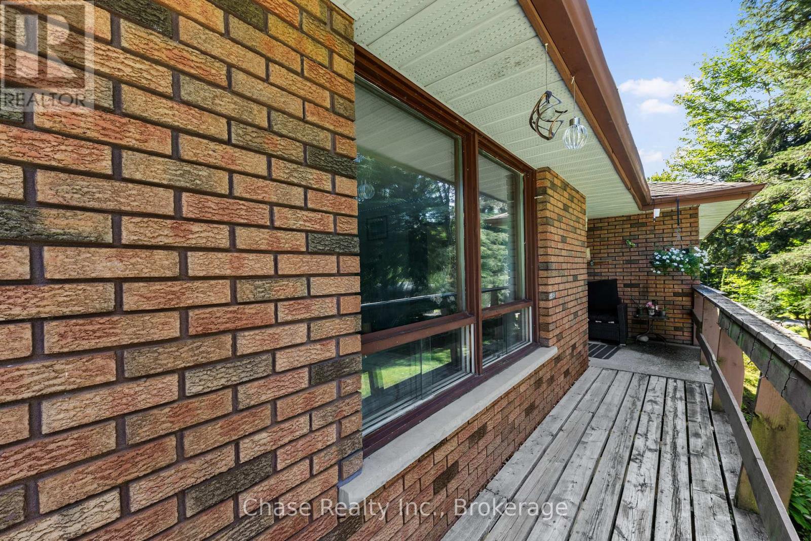 655 Tiny Beaches Road N, Tiny, Ontario  L0L 2J0 - Photo 7 - S13679946