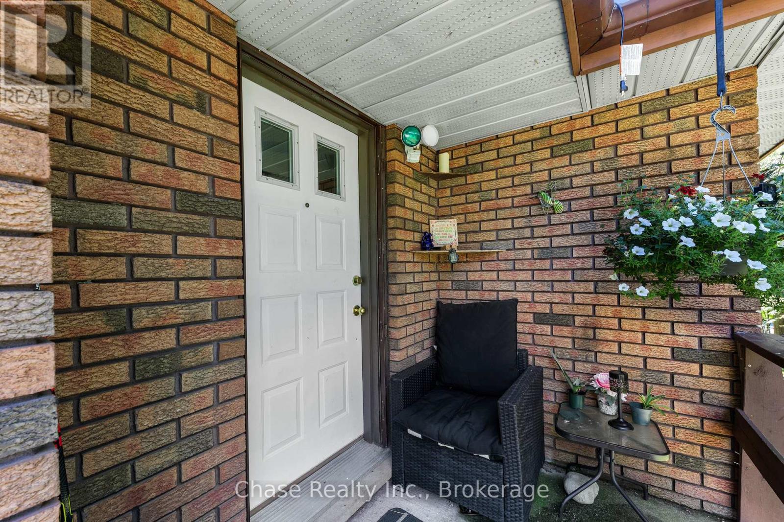 655 Tiny Beaches Road N, Tiny, Ontario  L0L 2J0 - Photo 8 - S13679946