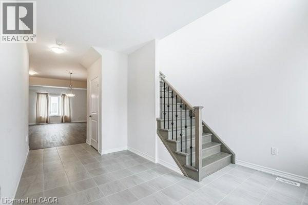 275 Bethune Avenue, Welland, Ontario  L3B 0H6 - Photo 6 - 40856027