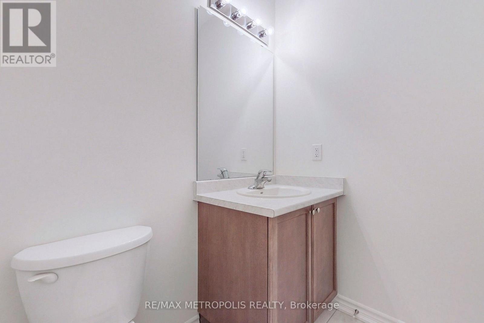9 Caton Lane, Ajax, Ontario  L1T 0P8 - Photo 26 - E13680012