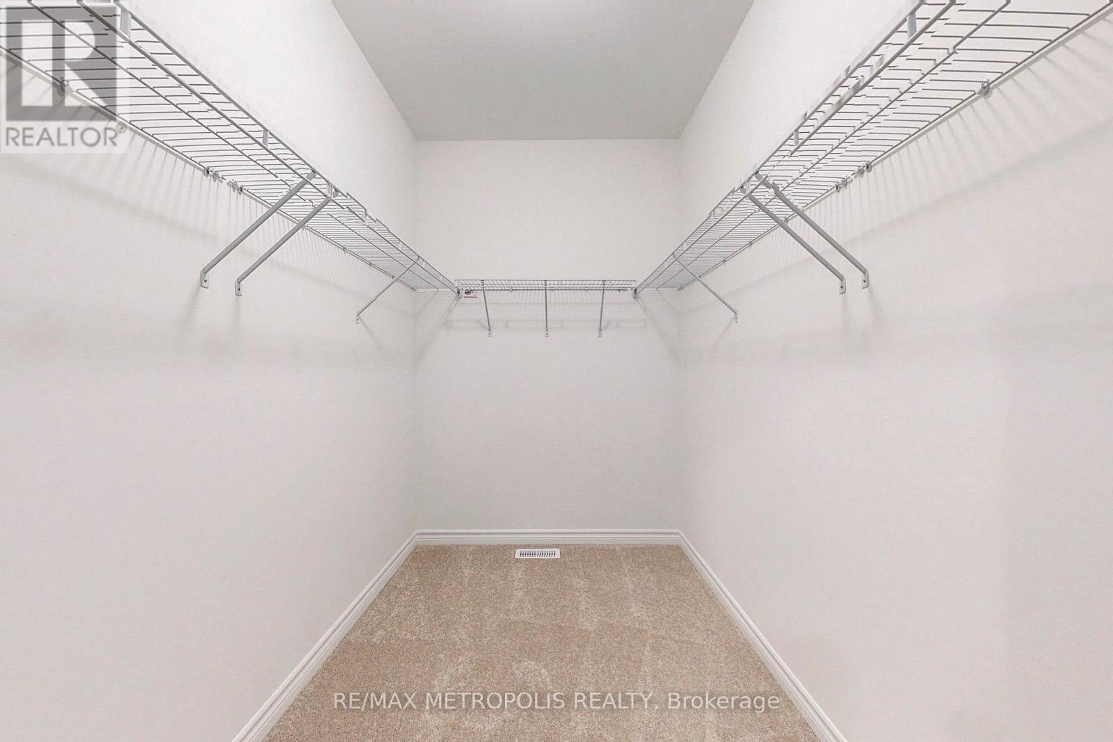 9 Caton Lane, Ajax, Ontario  L1T 0P8 - Photo 36 - E13680012