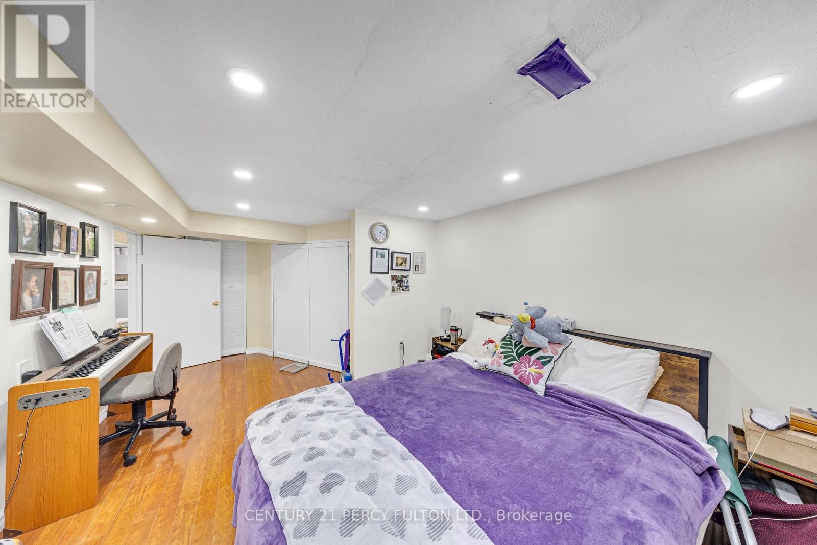 719 Balaton Avenue, Pickering, Ontario  L1W 1W3 - Photo 30 - E13680018