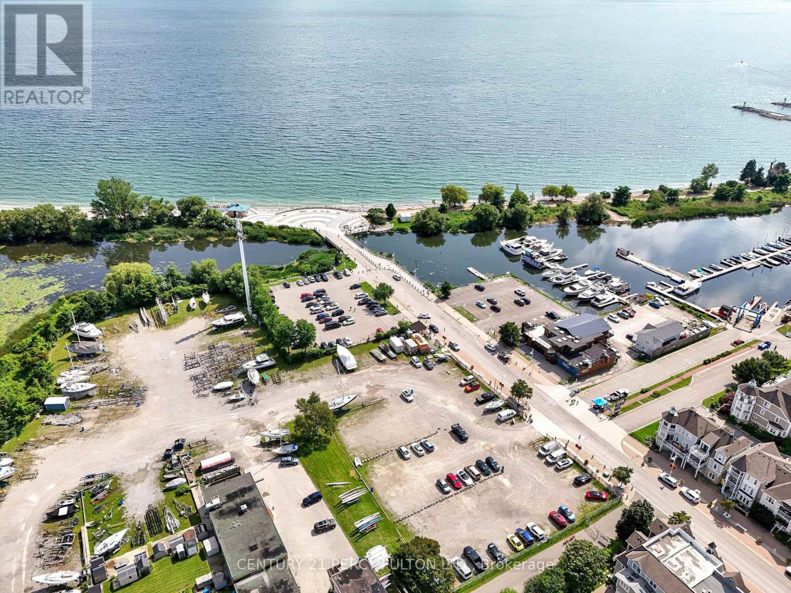 719 Balaton Avenue, Pickering, Ontario  L1W 1W3 - Photo 41 - E13680018