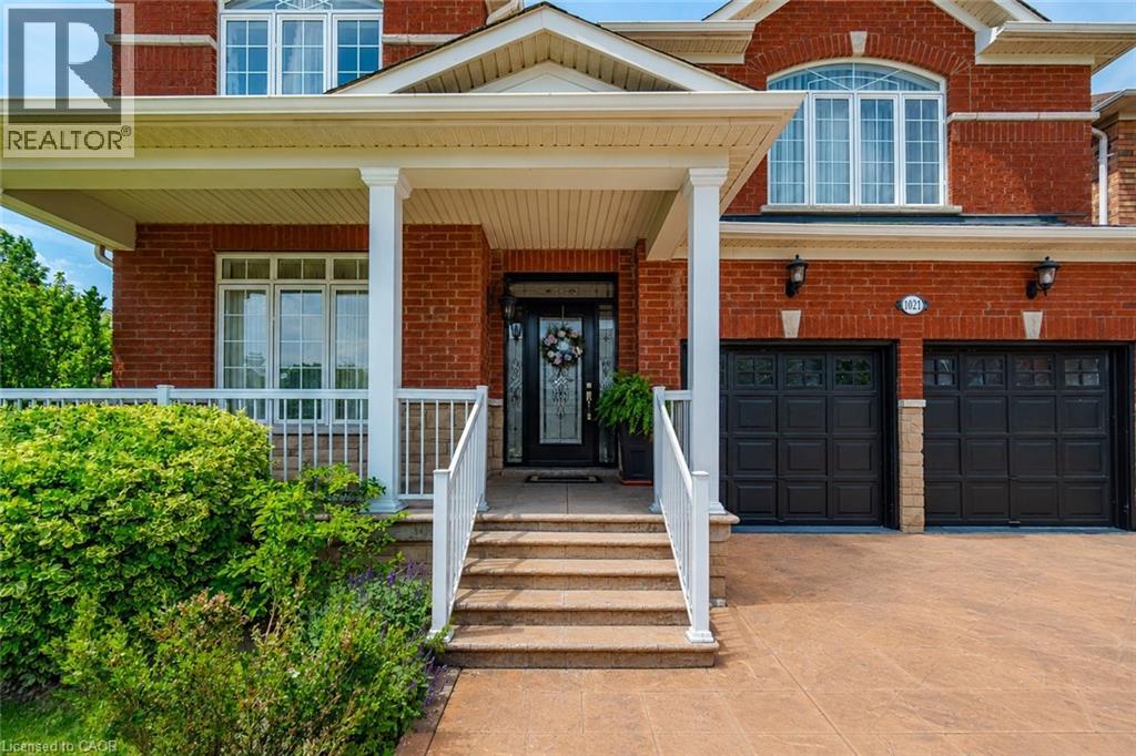 1021 Hemstreet Crescent, Milton, Ontario  L9T 6S2 - Photo 3 - 40834821
