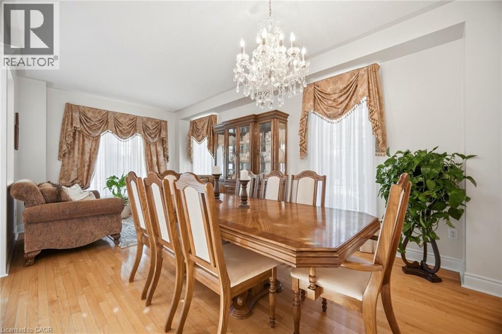 1021 Hemstreet Crescent, Milton, Ontario  L9T 6S2 - Photo 8 - 40834821